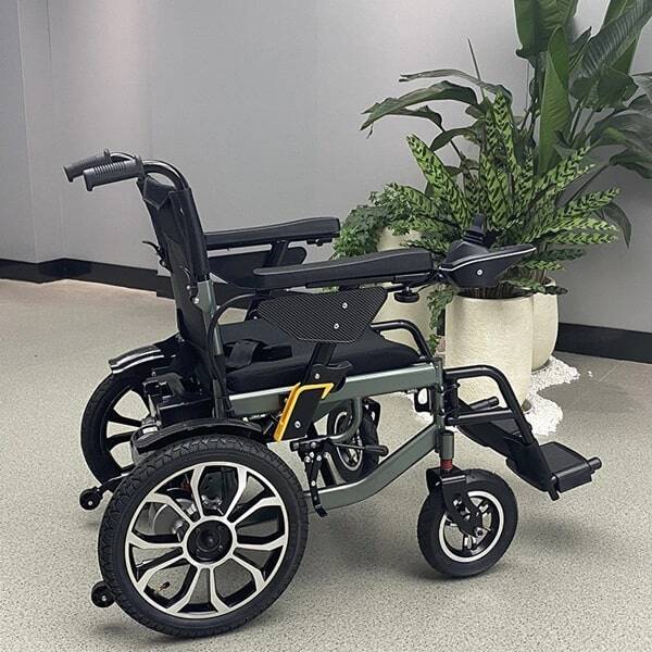 Gold G200 Katlanabilir Akülü Tekerlekli Sandalye